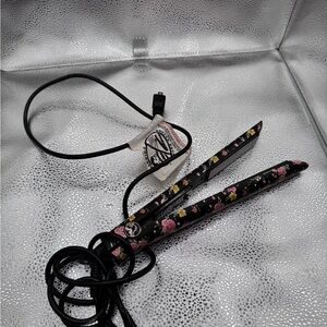 Floral Hair Straightener